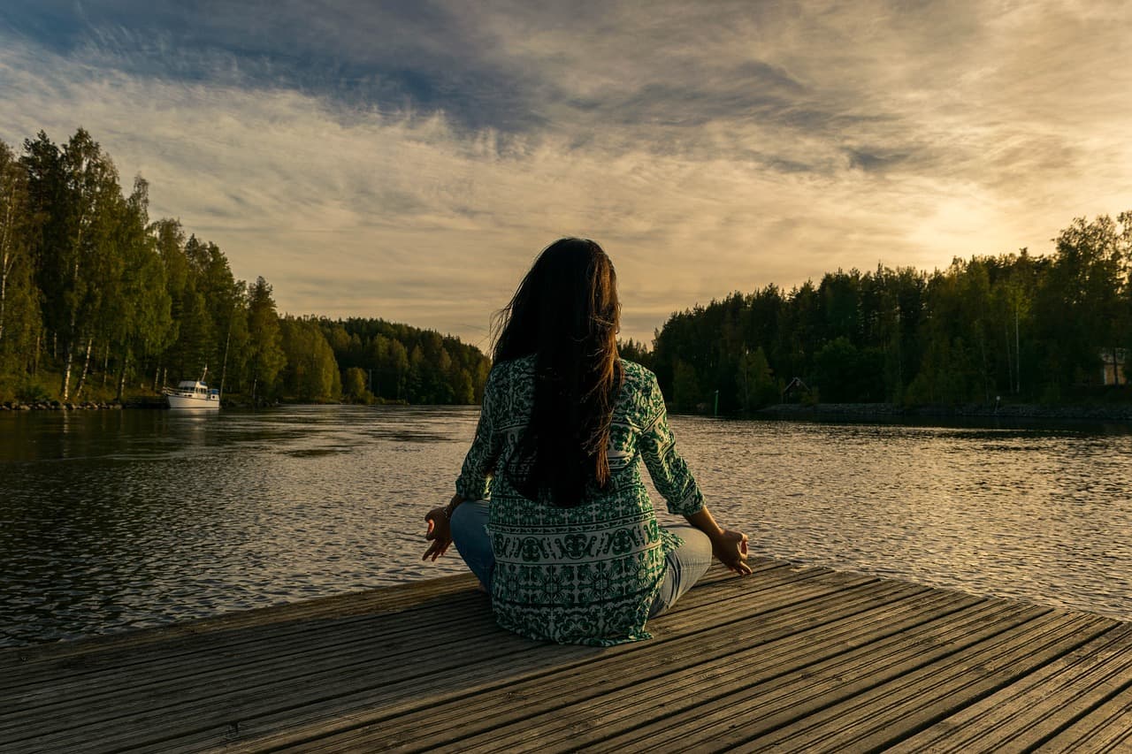 Retiro de meditación en un alojamiento